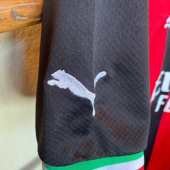 AC Milan Oso 2022/2023 Home Puma Black And Red Jersey, XL - Picture 2 of 8